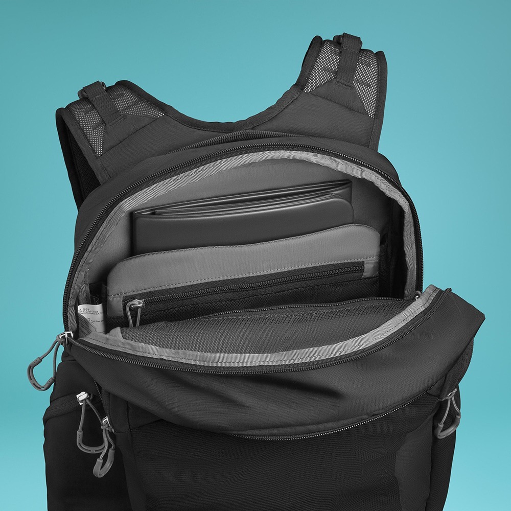 Poco™ Changing Backpack imagen uno de la pestaña de especificaciones