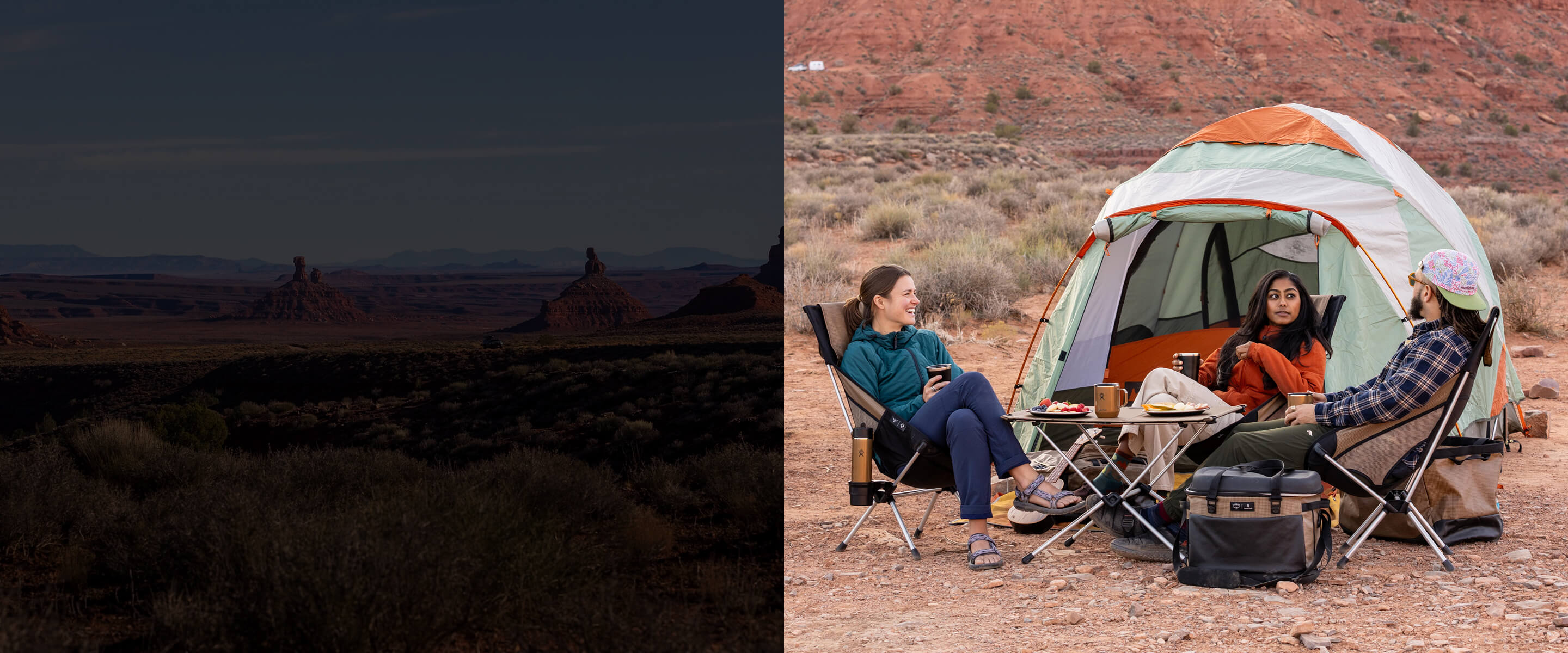 Tres personas relajándose en un campamento en el desierto junto a una tienda de campaña con cúpula, usando sillas y equipo de exterior, destacando el equipo de acampada y aventura Osprey para viajes al aire libre.