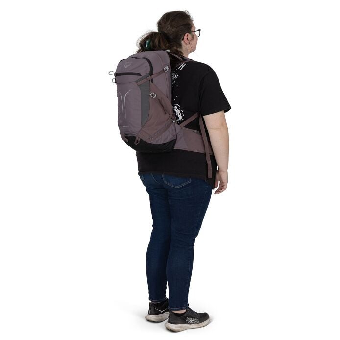 Osprey Sportlite 25 Extended Fit Hiking Pack for Larger Bodies Osprey Sportlite 25 Extended Fit Hiking Pack for Larger Bodies