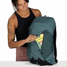 Osprey Hikelite LT 16 16L Minimalist Daypack with Raincover Osprey Hikelite LT 16 16L Minimalist Daypack with Raincover